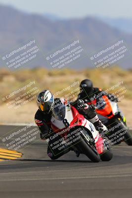 media/Oct-08-2022-SoCal Trackdays (Sat) [[1fc3beec89]]/Turn 16 (125pm)/